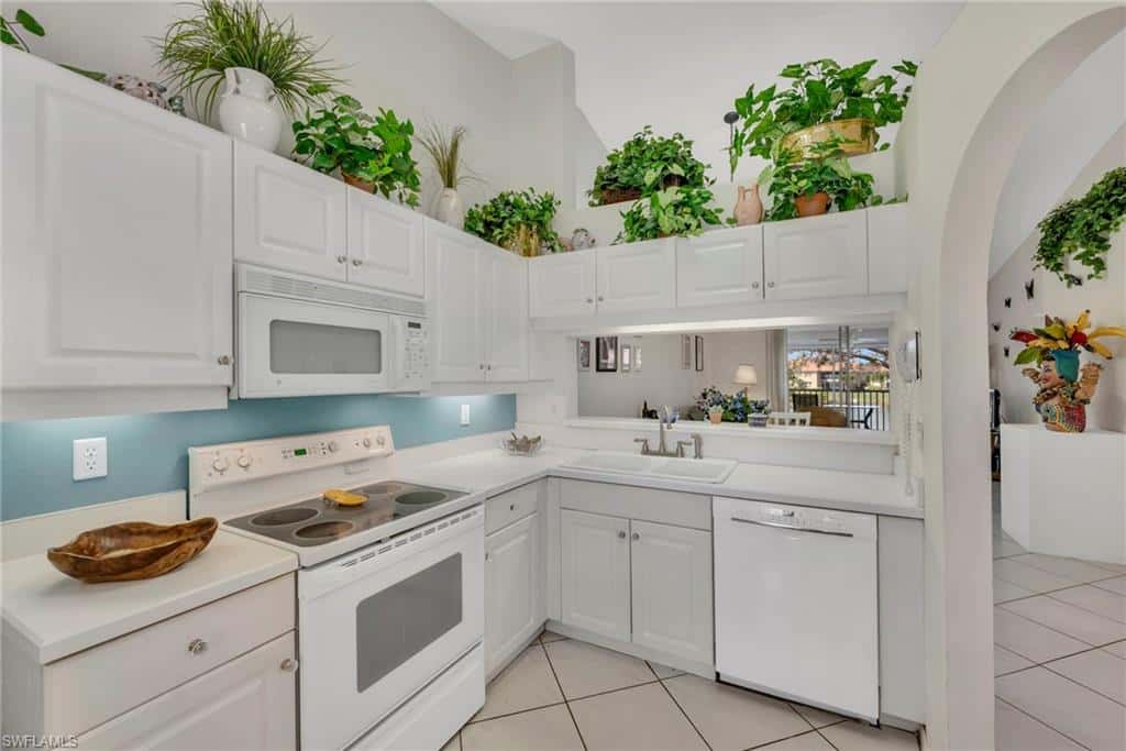 2469 Millcreek Ln #204, Naples, photo 5