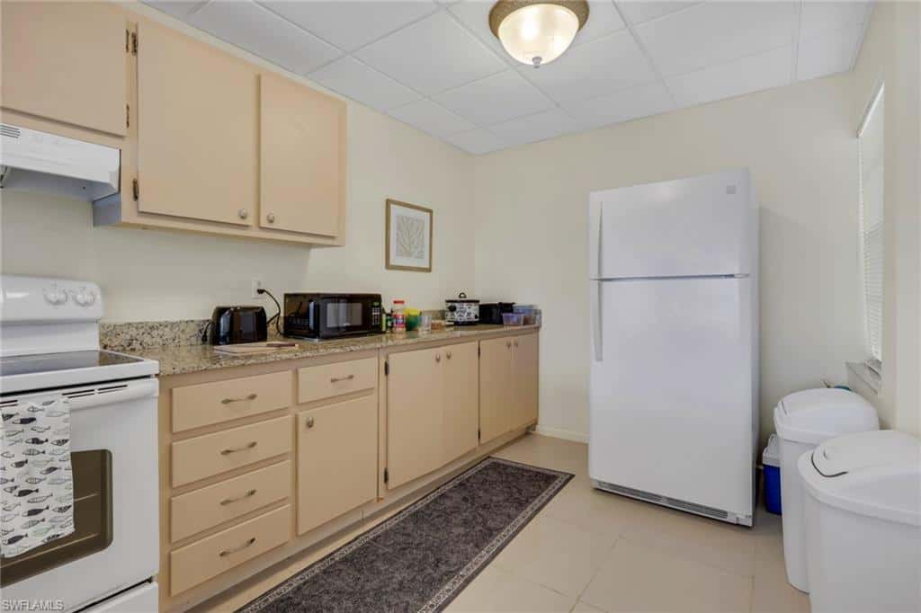 1057 Forest Lakes Dr #1208, Naples, photo 6