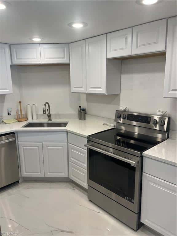 3 Bluebill Ave #207, Naples, photo 27