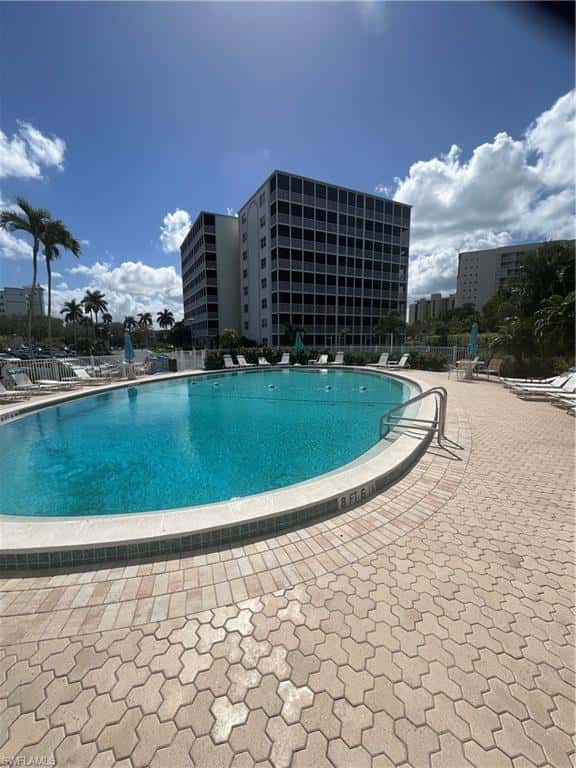 3 Bluebill Ave #207, Naples, photo 5