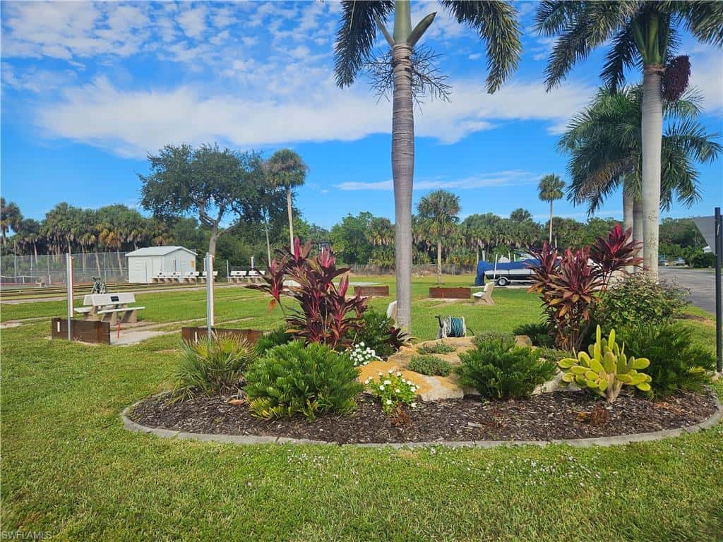 12 Aquamarine Ave #12q, Naples, photo 37