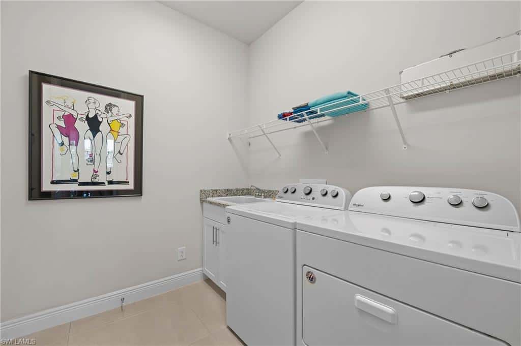 8897 Redonda Dr, Naples, photo 25