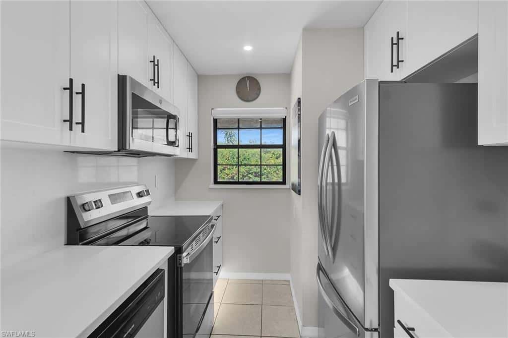 5245 Treetops Dr, Naples, photo 7