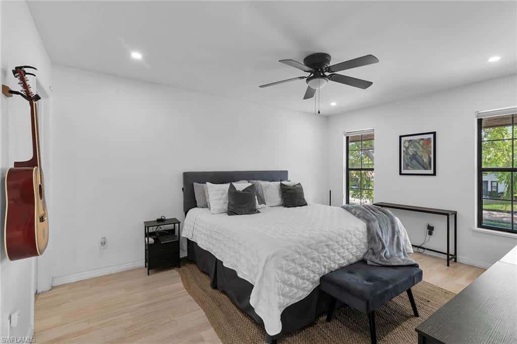 5245 Treetops Dr, Naples, photo 10