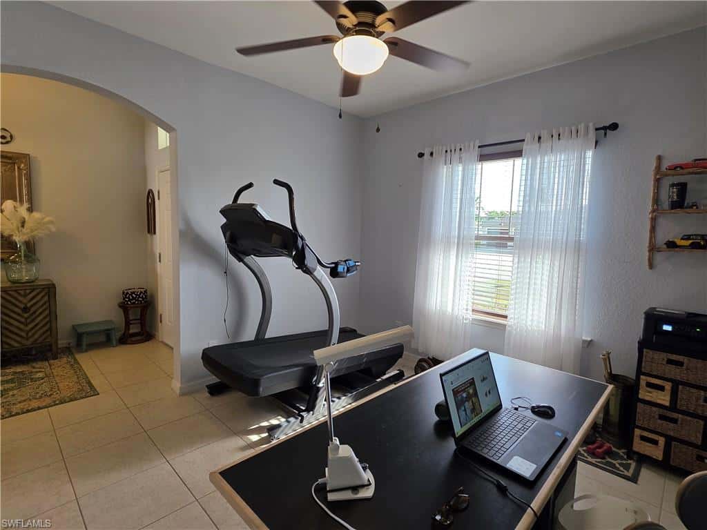 4102 14th Pl, Cape Coral, photo 6
