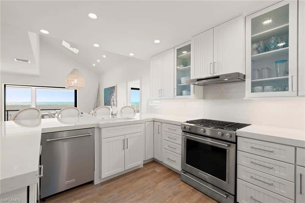 19 Beach Homes, Captiva, photo 10