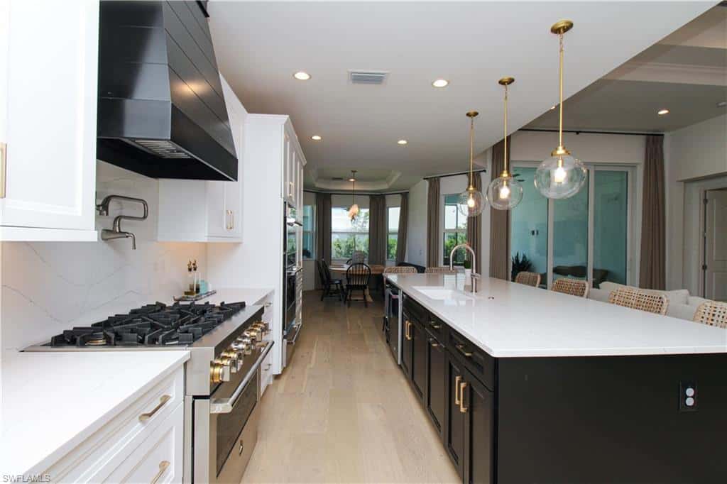 9241 Cayman Dr, Naples, photo 7