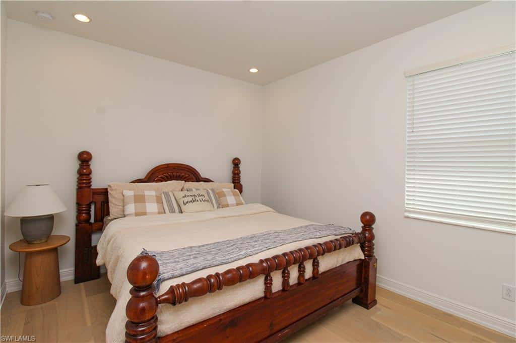 9241 Cayman Dr, Naples, photo 30