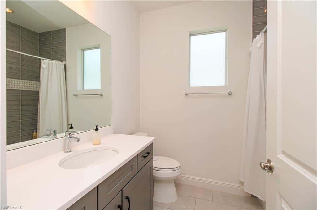 9241 Cayman Dr, Naples, photo 34
