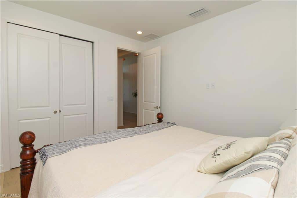 9241 Cayman Dr, Naples, photo 31