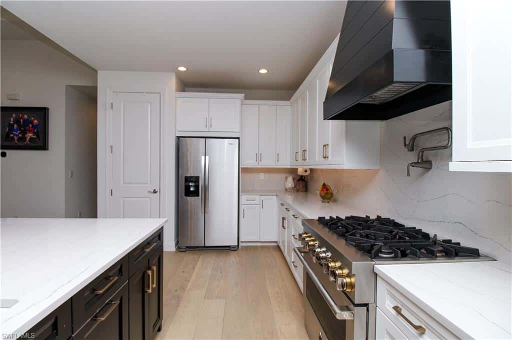 9241 Cayman Dr, Naples, photo 8