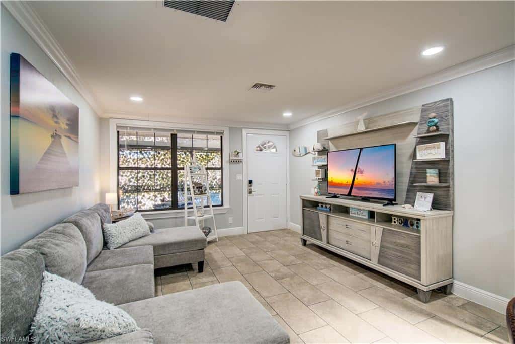5322 Treetops Dr #i, Naples, photo 4