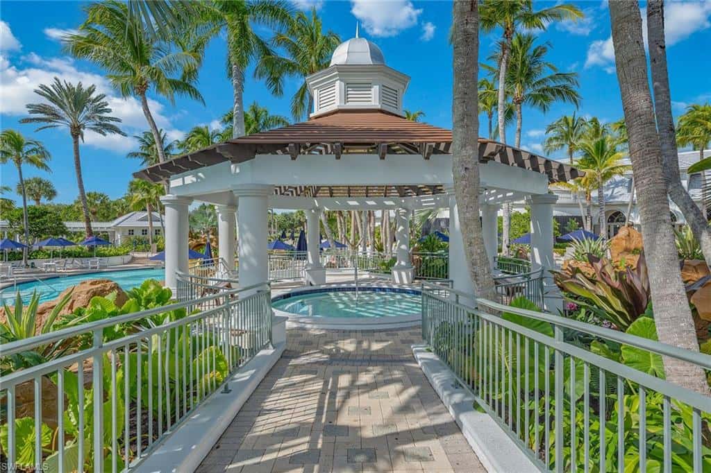 3001 Aviamar Cir, Naples, photo 37
