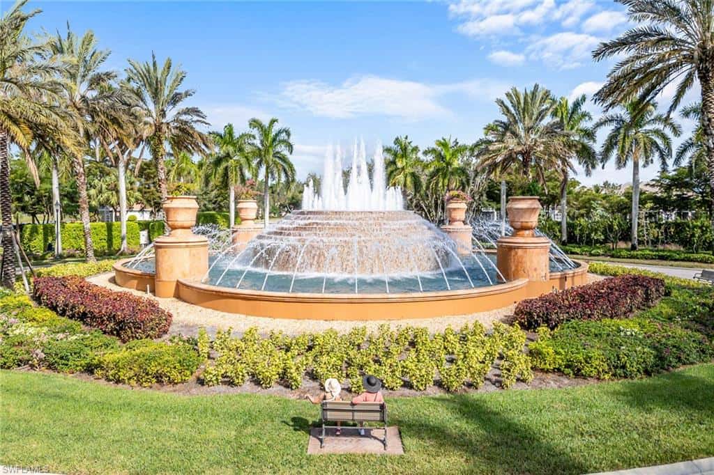 3001 Aviamar Cir, Naples, photo 35