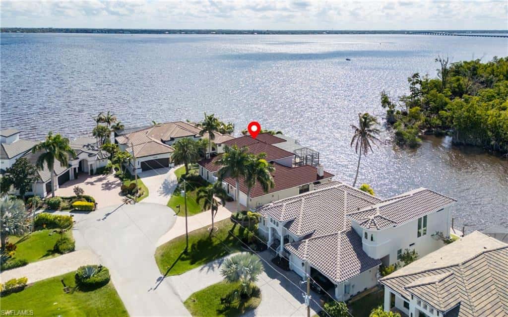 2374 Coral Point Dr, Cape Coral, photo 43