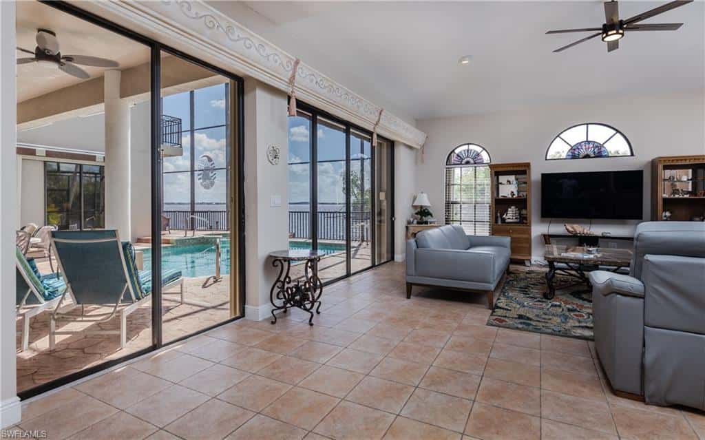 2374 Coral Point Dr, Cape Coral, photo 12