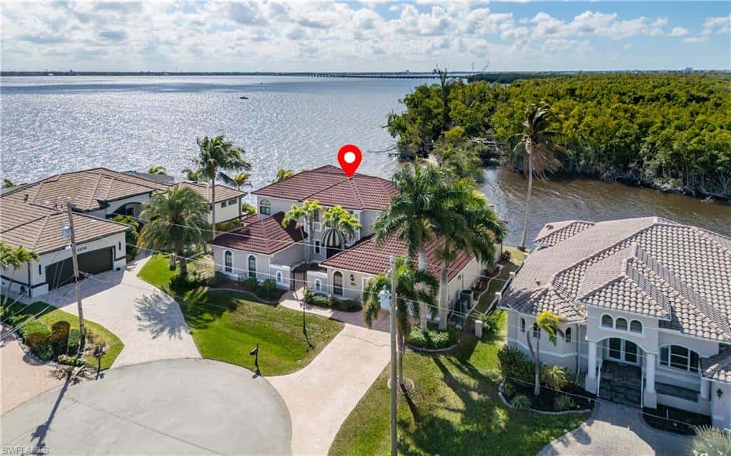 2374 Coral Point Dr, Cape Coral, photo 41
