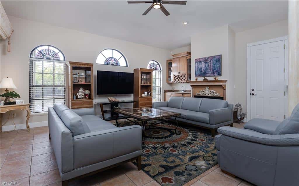 2374 Coral Point Dr, Cape Coral, photo 11