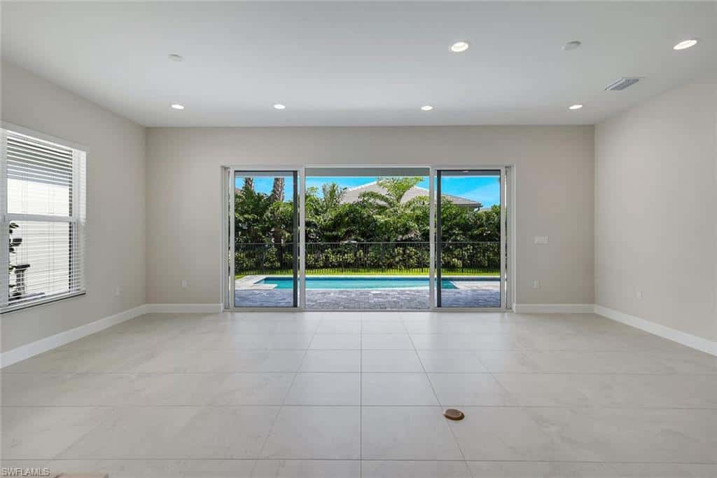 2741 Durham Cir, Naples, photo 9