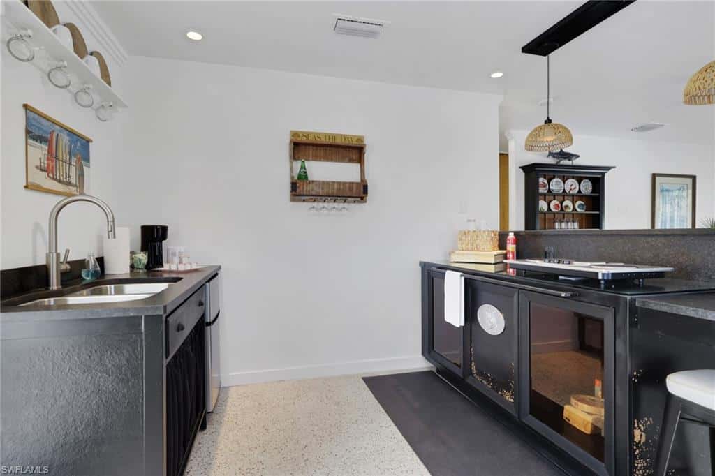1290 Venetian Way, Naples, photo 16