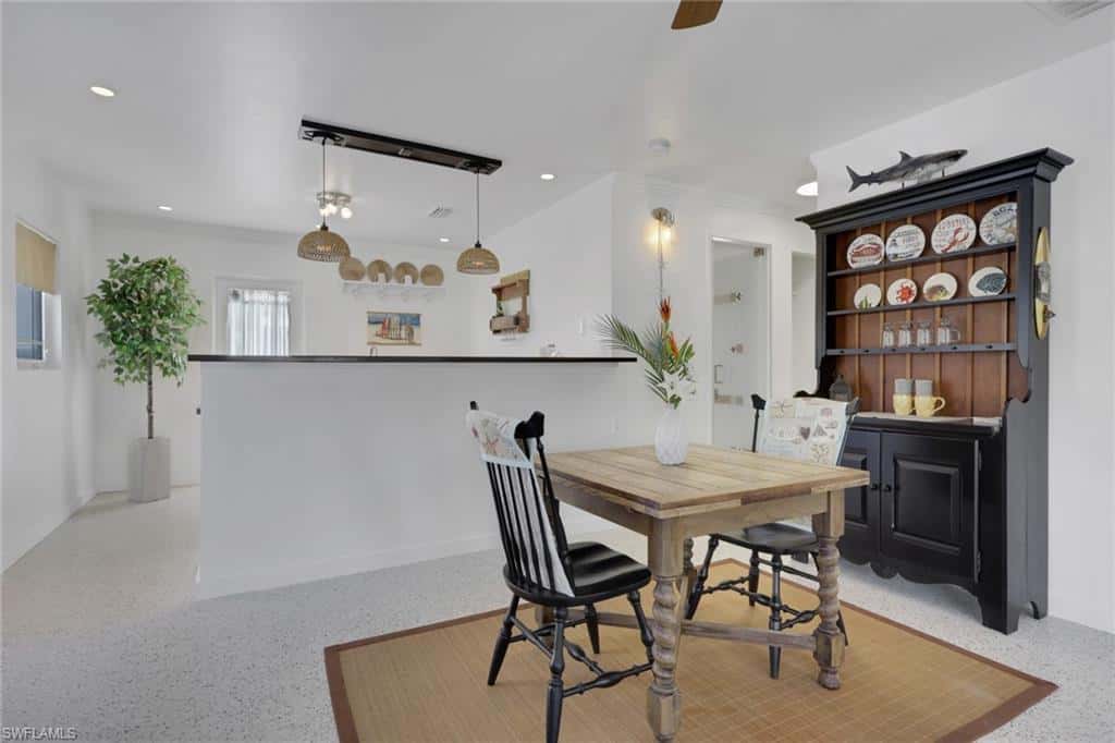 1290 Venetian Way, Naples, photo 10