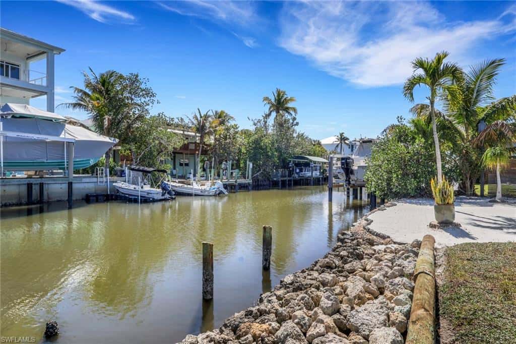 1290 Venetian Way, Naples, photo 37