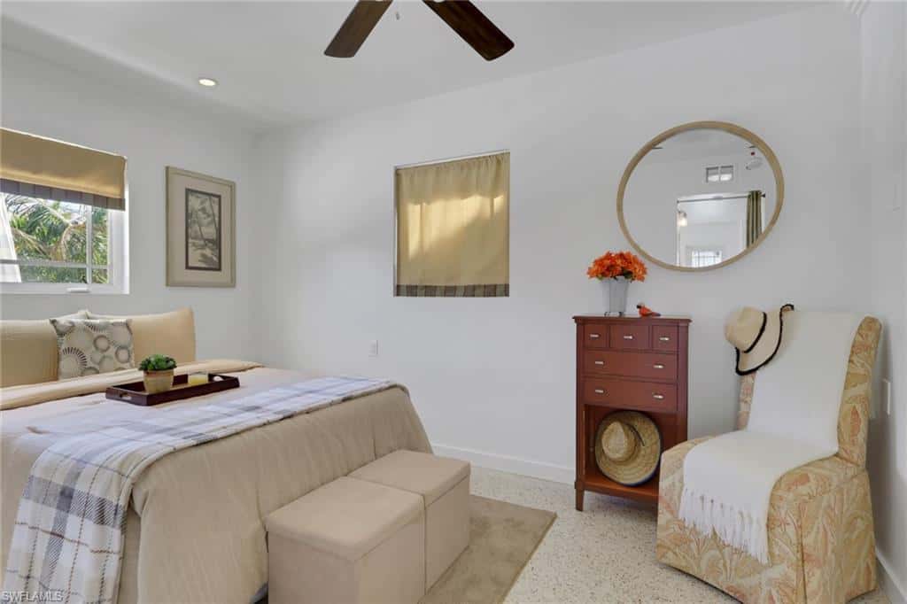 1290 Venetian Way, Naples, photo 19
