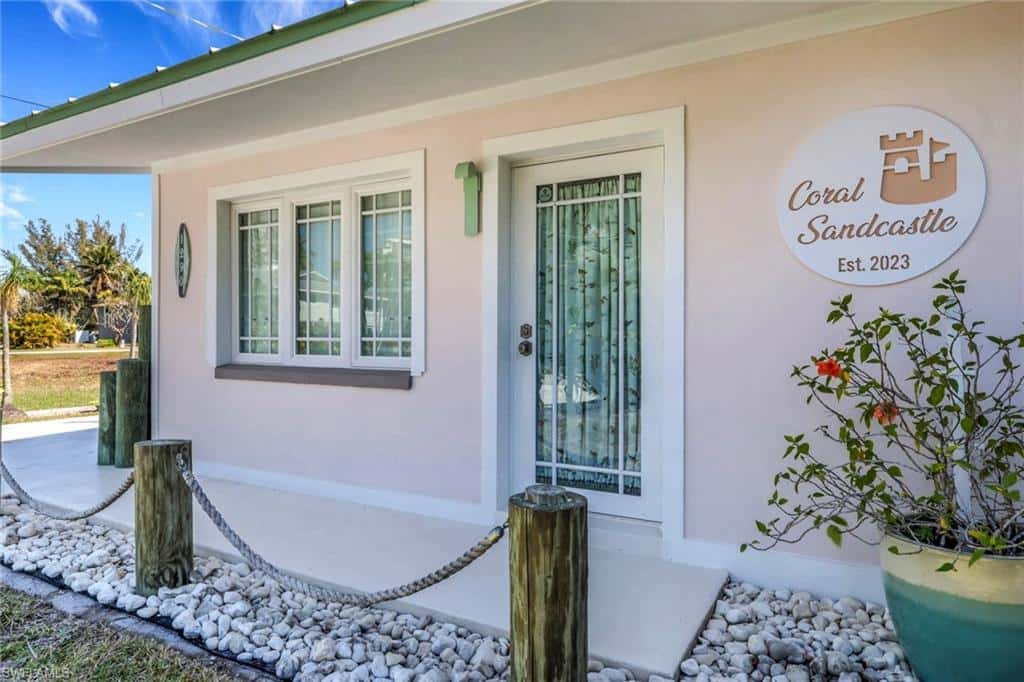 1290 Venetian Way, Naples, photo 4