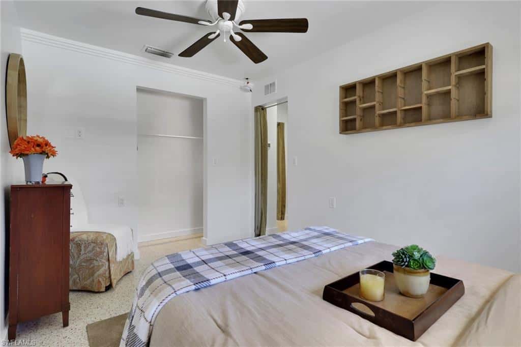 1290 Venetian Way, Naples, photo 21