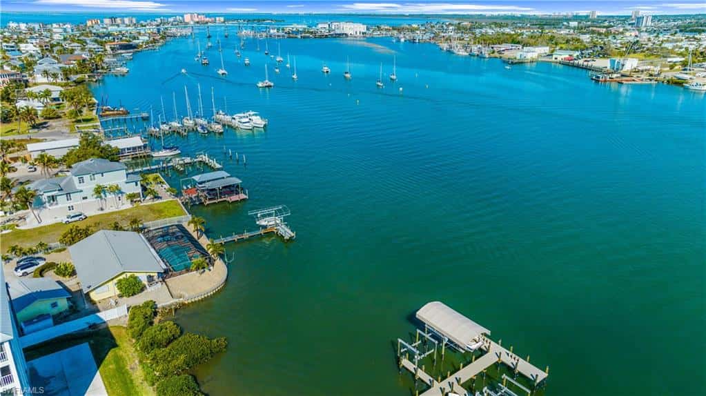 345 Mango St #406, Fort Myers Beach, photo 7