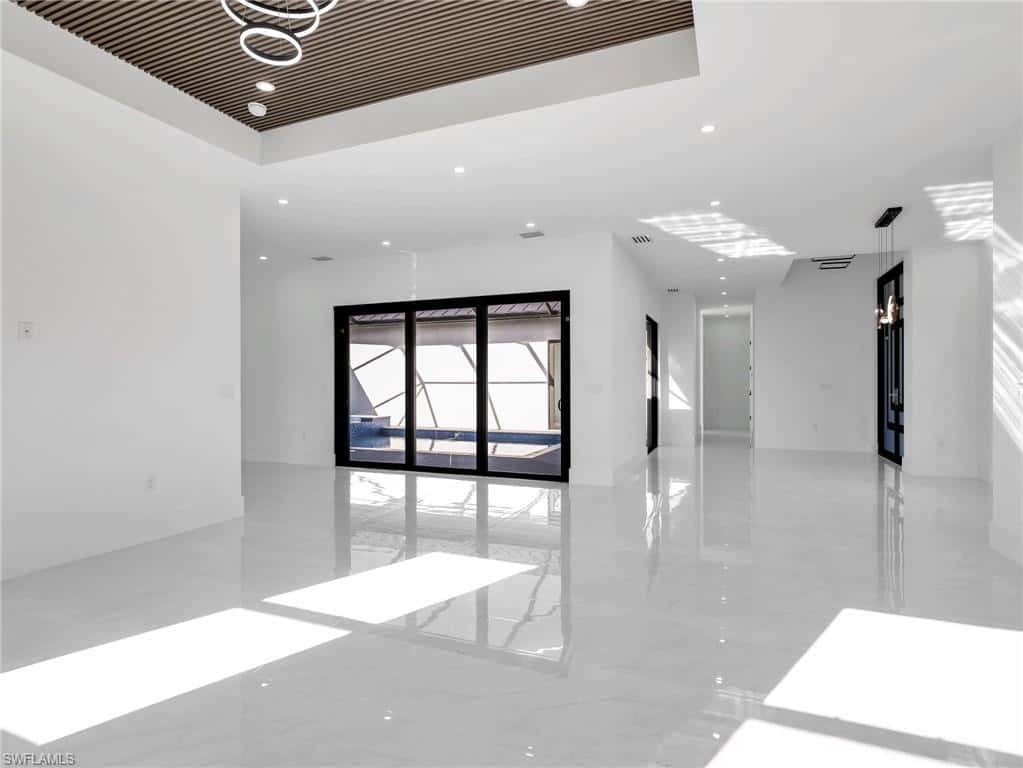 910 Golden Gate Blvd, Naples, photo 13