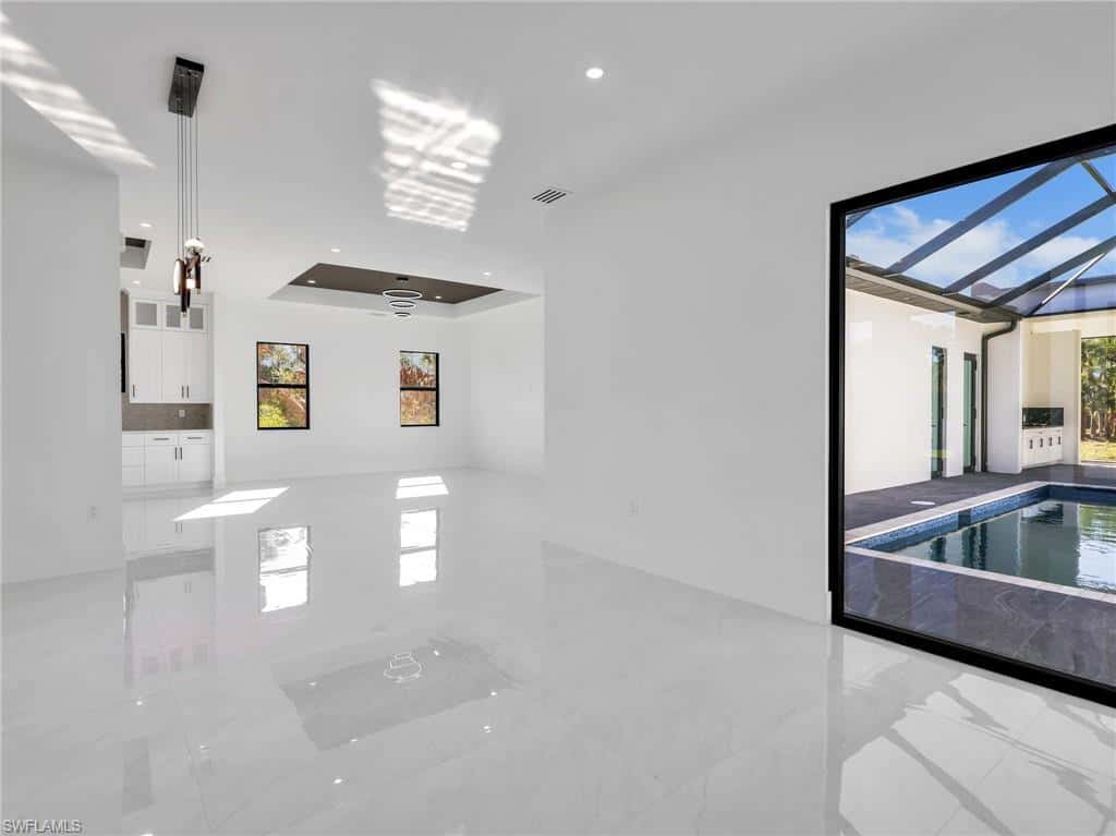 910 Golden Gate Blvd, Naples, photo 7