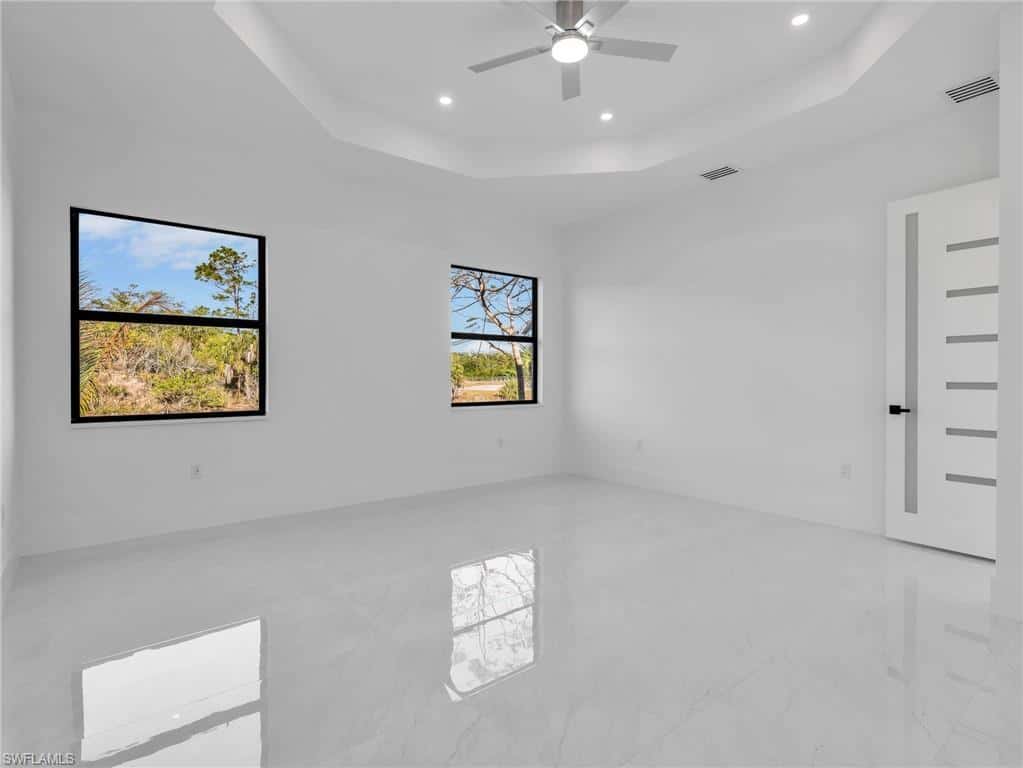 910 Golden Gate Blvd, Naples, photo 24