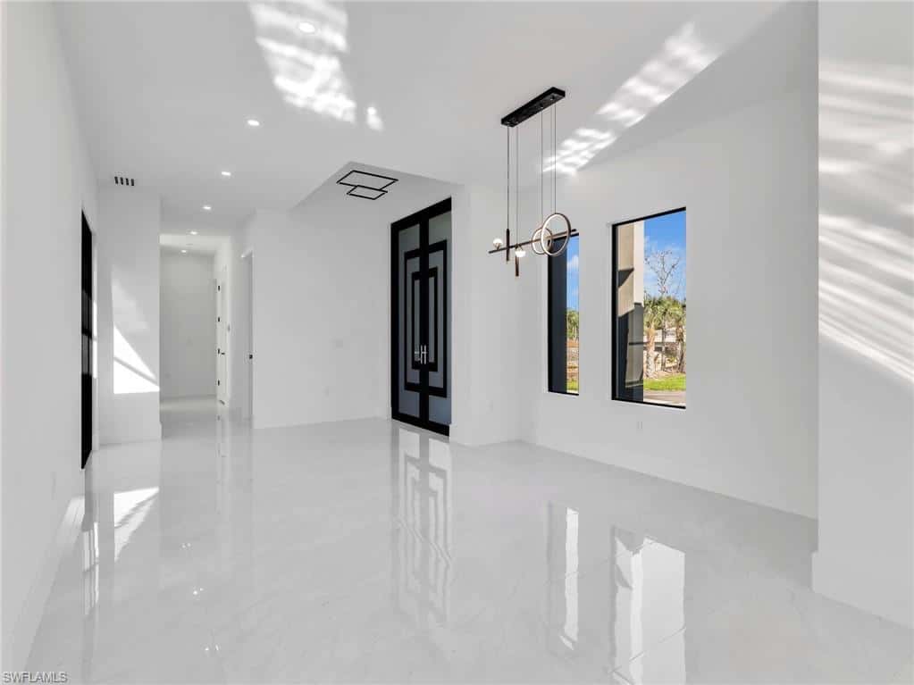 910 Golden Gate Blvd, Naples, photo 10