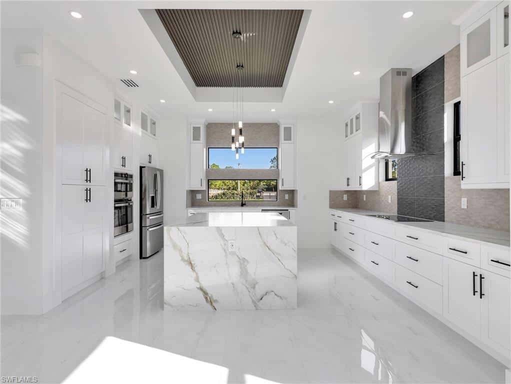 910 Golden Gate Blvd, Naples, photo 18