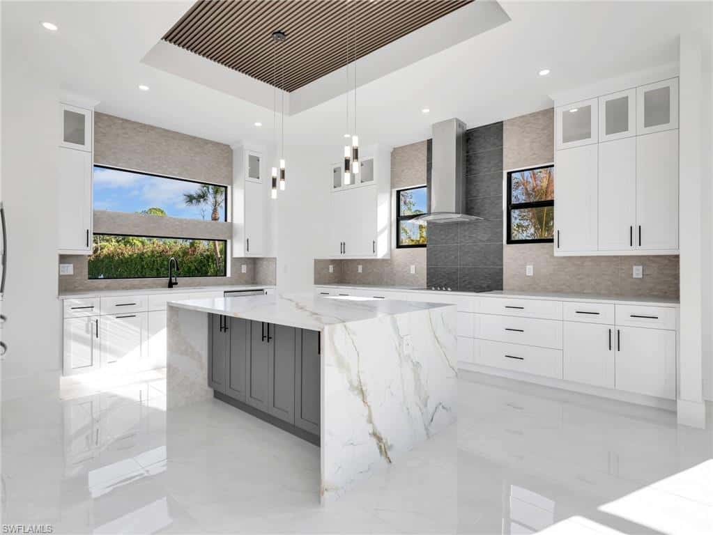 910 Golden Gate Blvd, Naples, photo 19