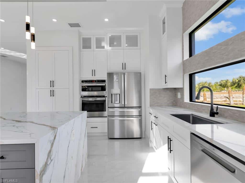 910 Golden Gate Blvd, Naples, photo 21