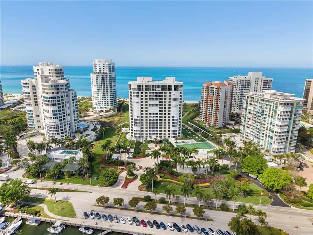 4201 Gulf Shore Blvd #702, Naples, photo 43