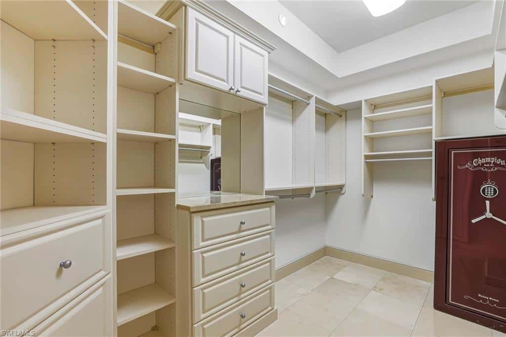 4201 Gulf Shore Blvd #702, Naples, photo 12