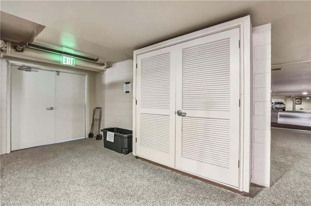 4201 Gulf Shore Blvd #702, Naples, photo 41