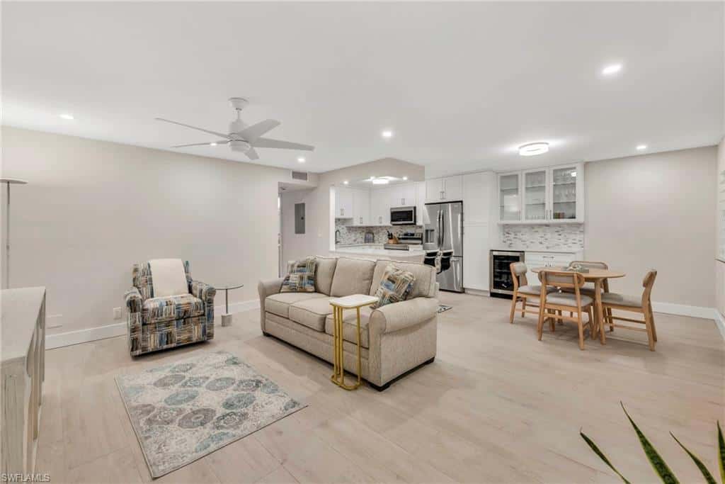 1950 Gulf Shore Blvd #110, Naples, photo 6