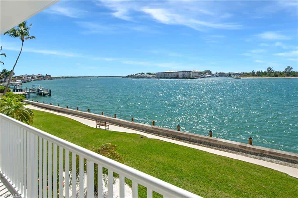 60 Pelican St #206, Naples, photo 4