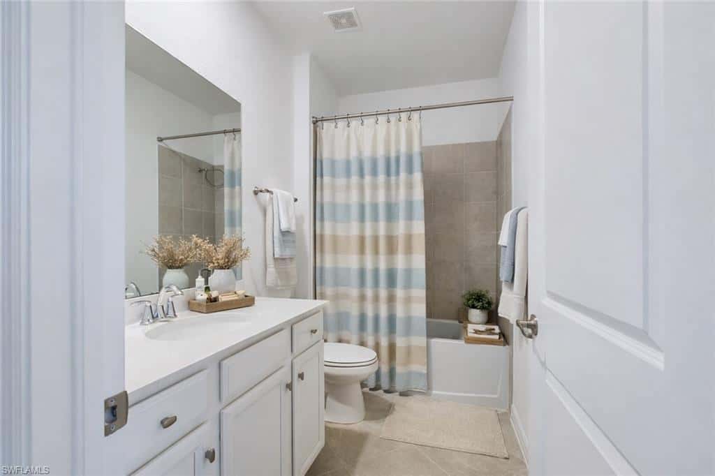 2681 Vine Ave, Naples, photo 6