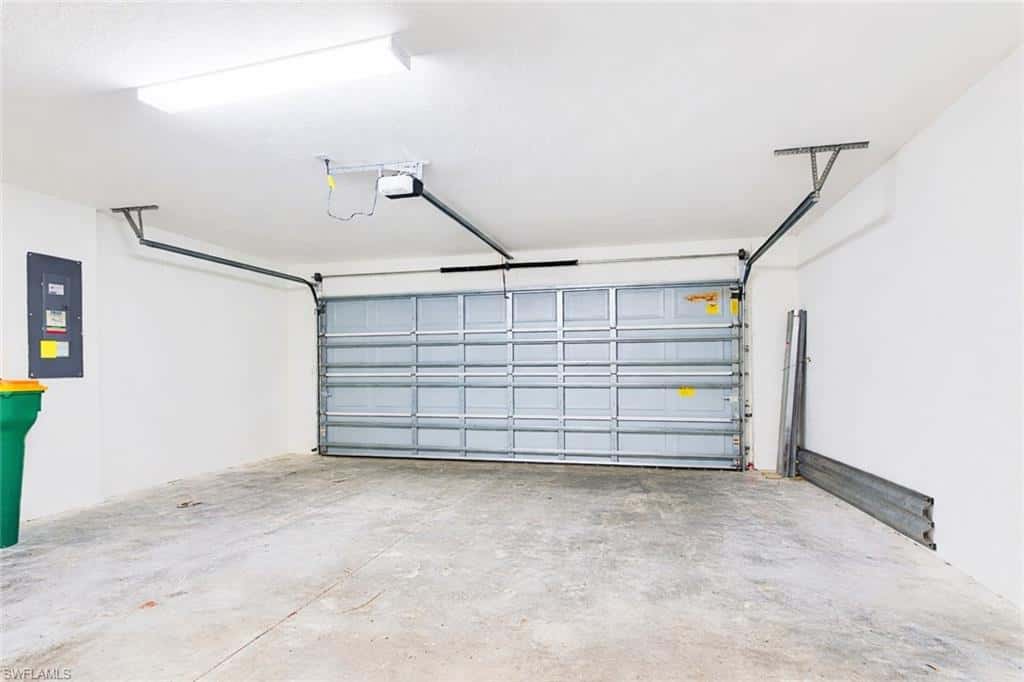 2681 Vine Ave, Naples, photo 11