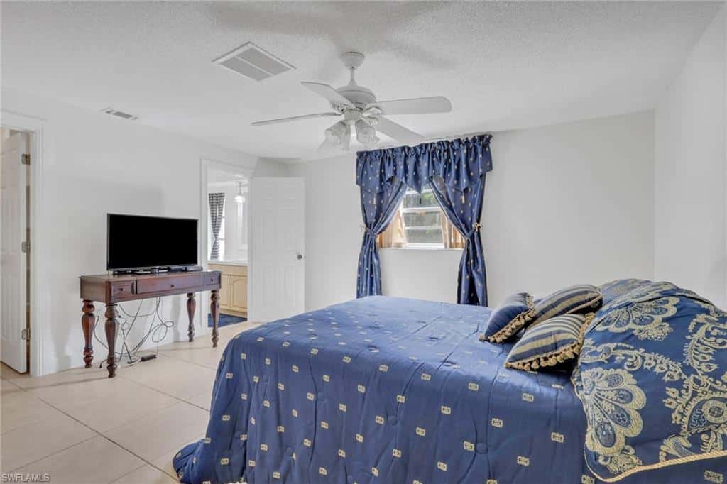 501 11th St, Naples, photo 12