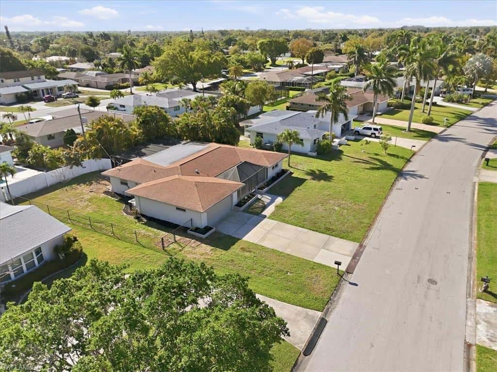 5051 Fairfield Dr, Fort Myers, photo 43