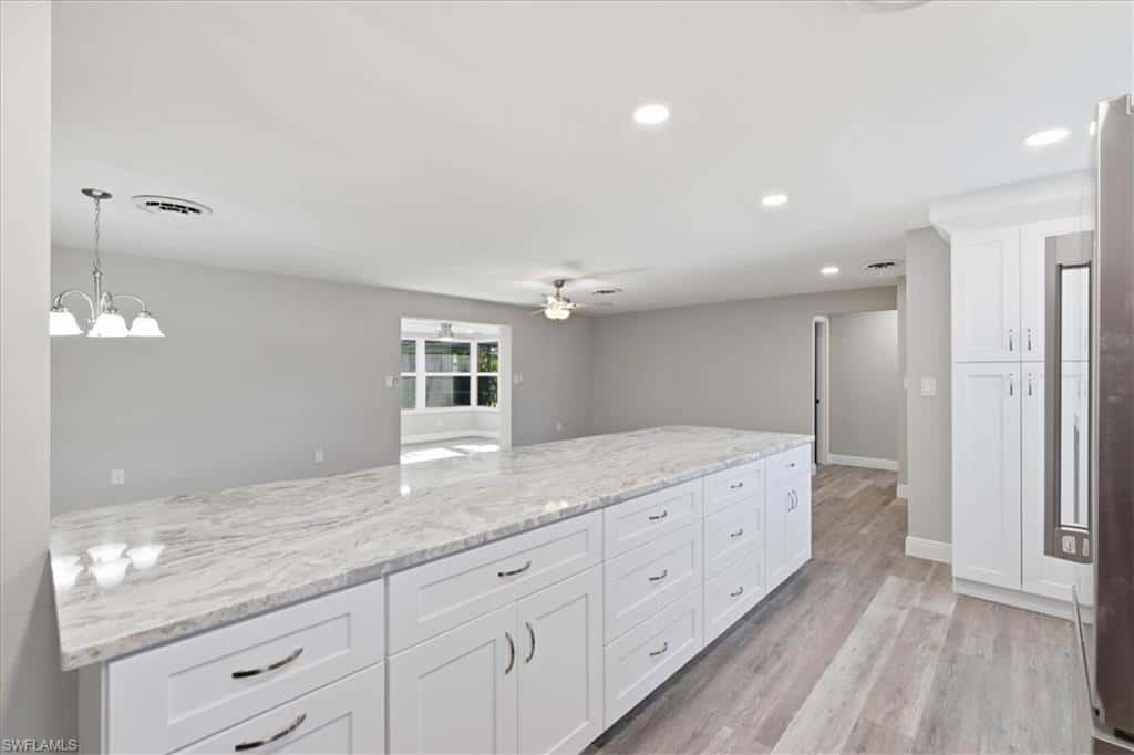 5051 Fairfield Dr, Fort Myers, photo 12
