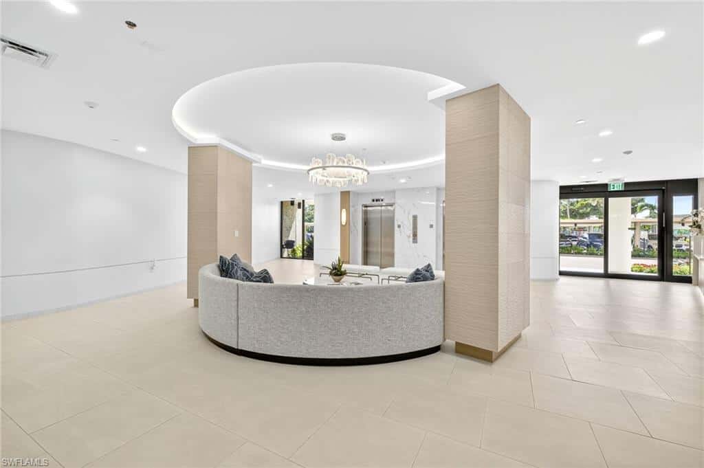 4001 Gulf Shore Blvd #ph8, Naples, photo 37