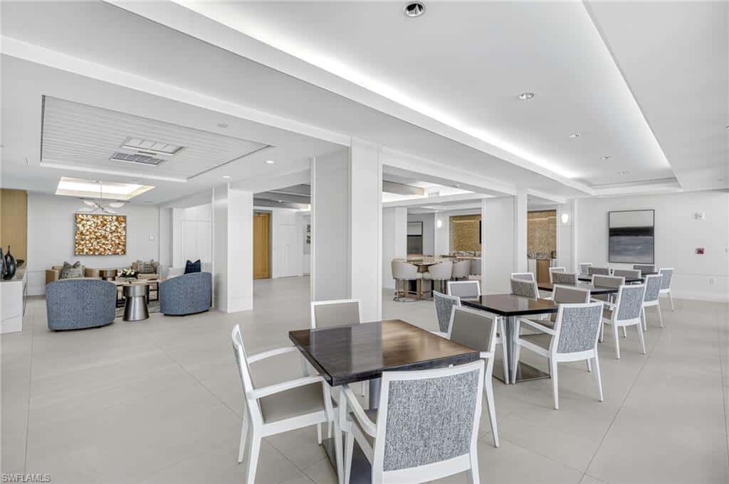 4001 Gulf Shore Blvd #ph8, Naples, photo 40
