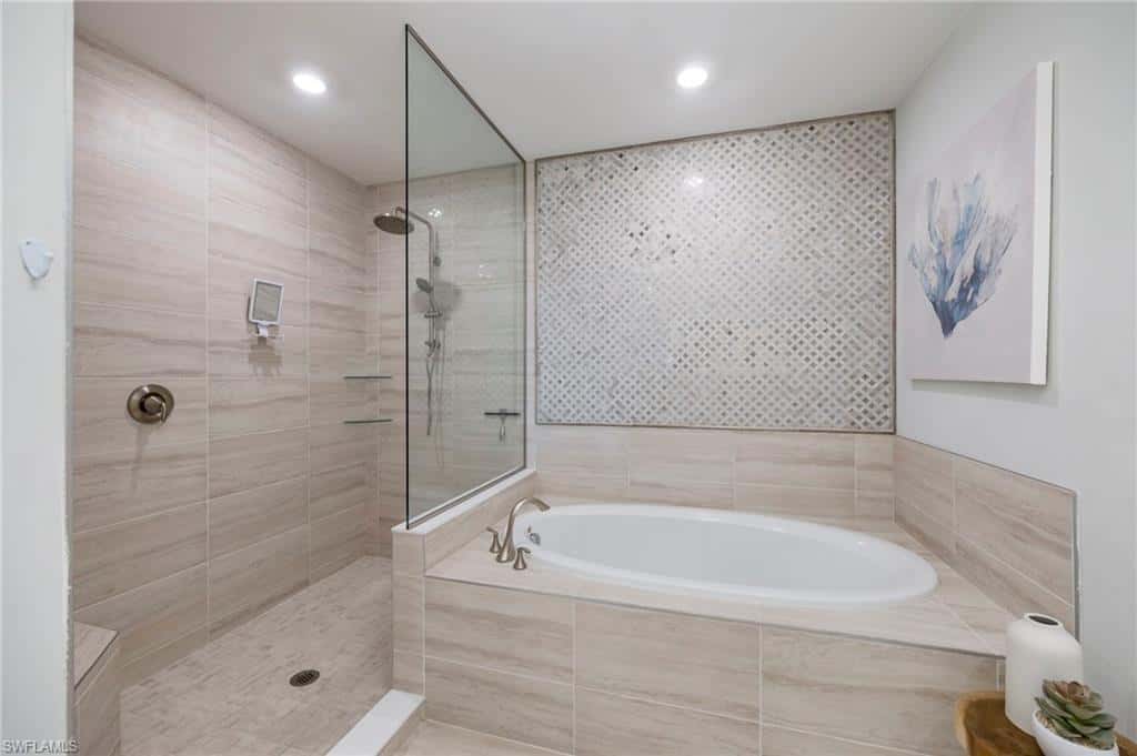16351 Viansa Way #202, Naples, photo 14